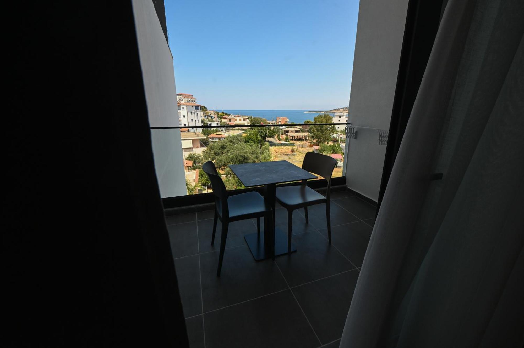 Monun Hotel Ksamil Exterior foto